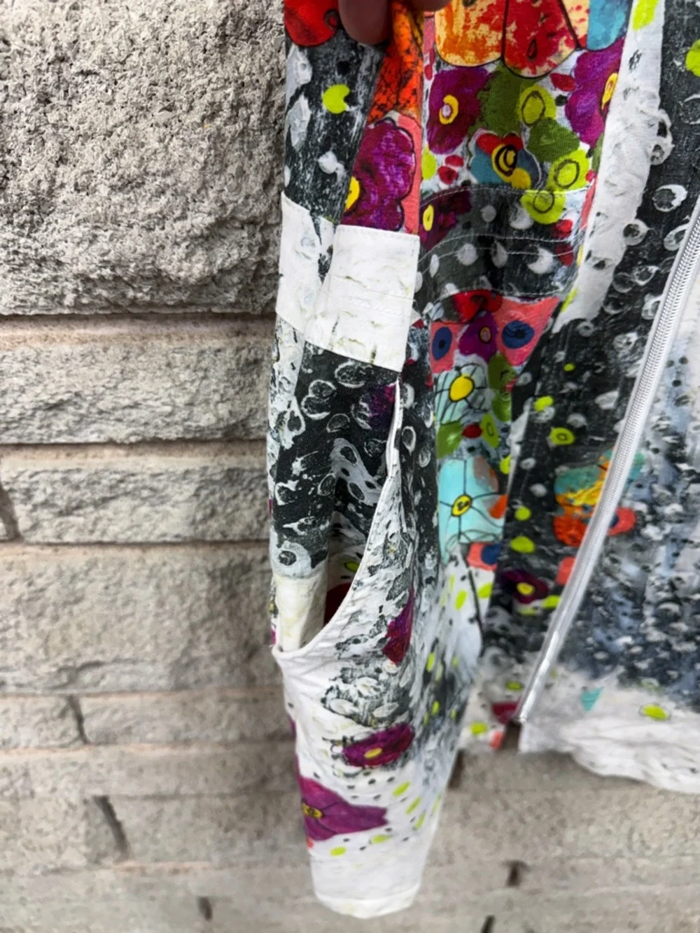 Sleeveless White Floral Zip-Front Dress with Multicolor Print - Picture 2 of 5